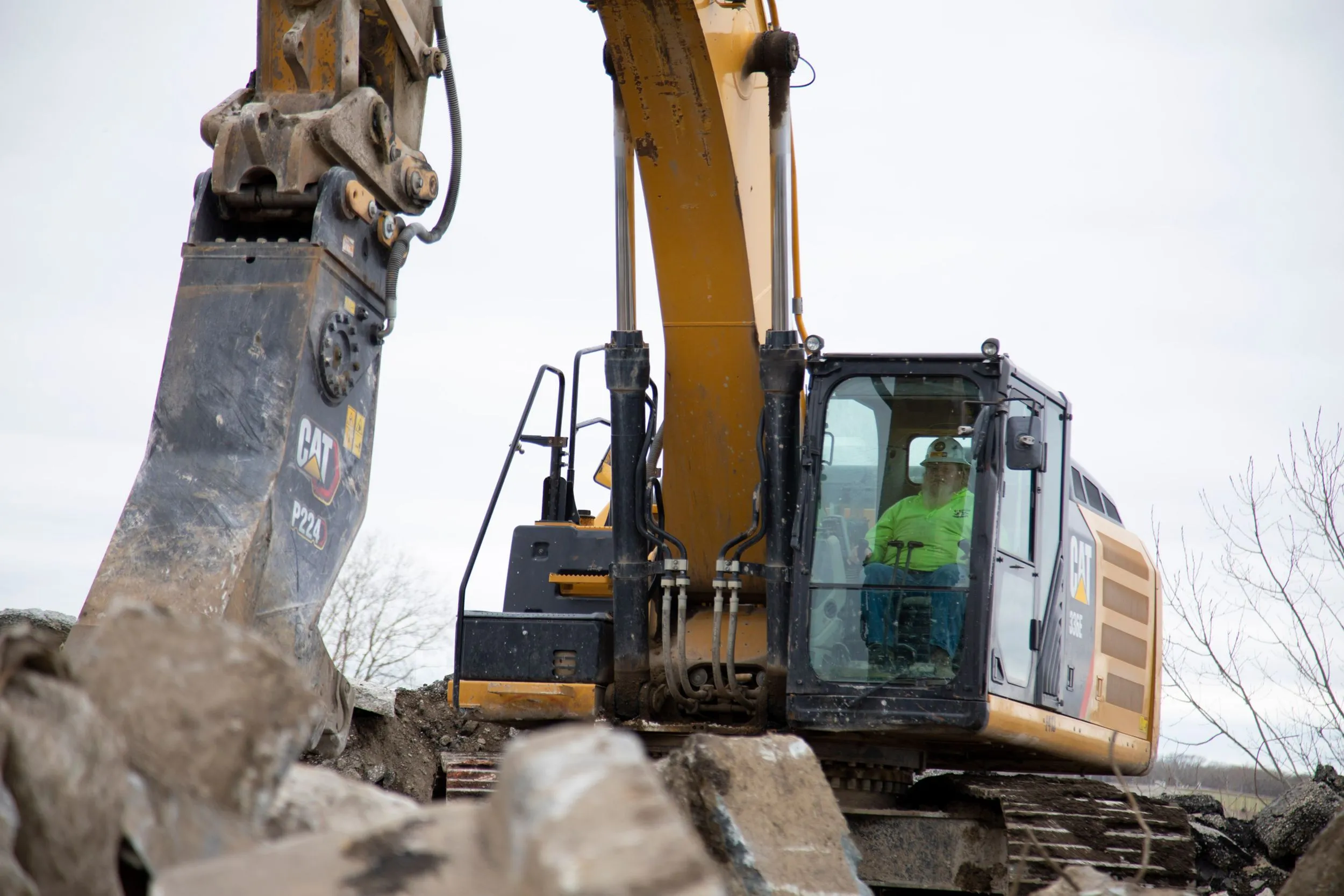 Вторичный измельчитель P214 Вторичный измельчитель, арт. 123360, CATERPILLAR, для CATERPILLAR, Вторичные пульверизаторы — фото слева…